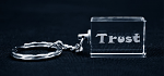 CRYSTAL GLASS KEYRING TRUST